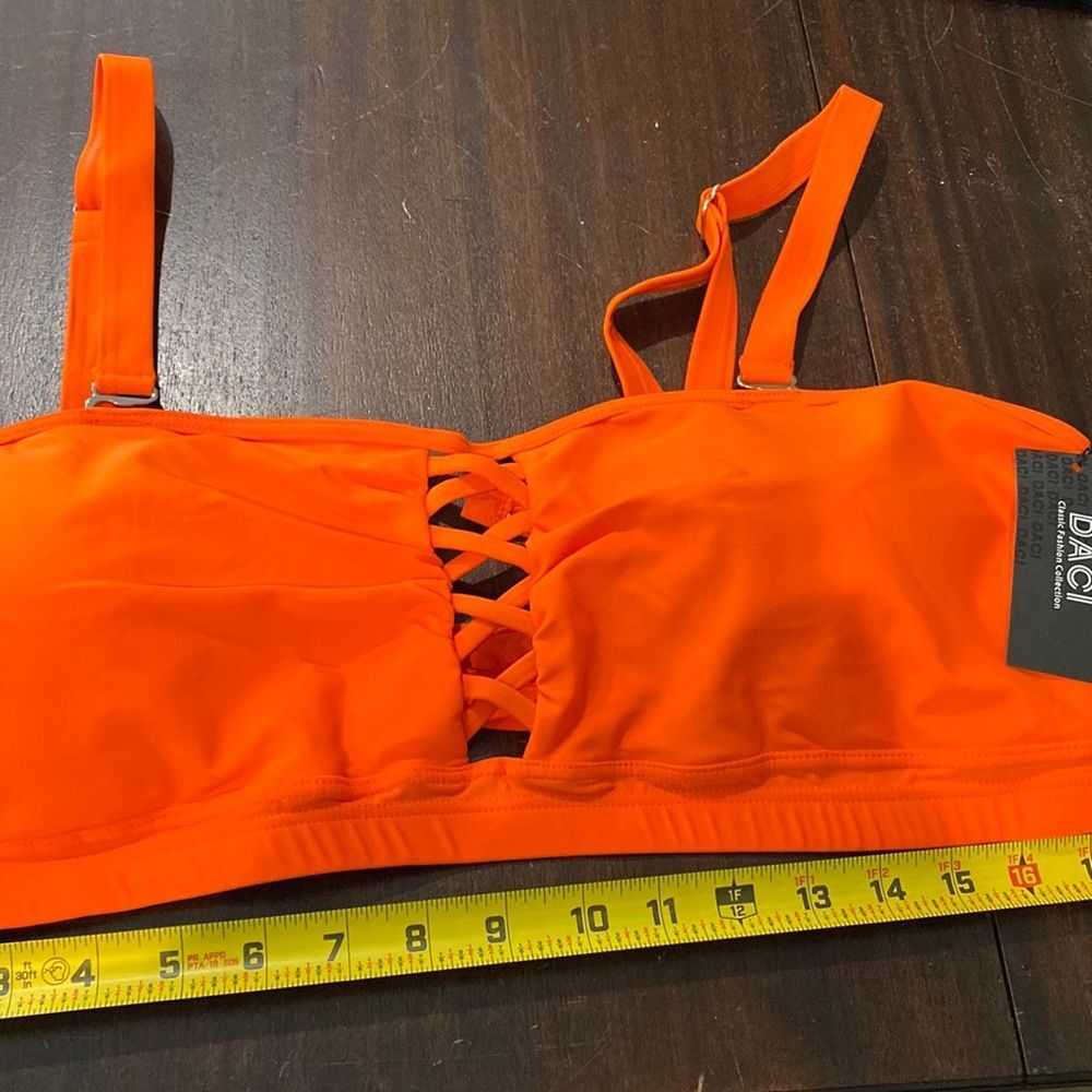 E79 Daci Classic Sz. 22W Swim Top Orange NWT
